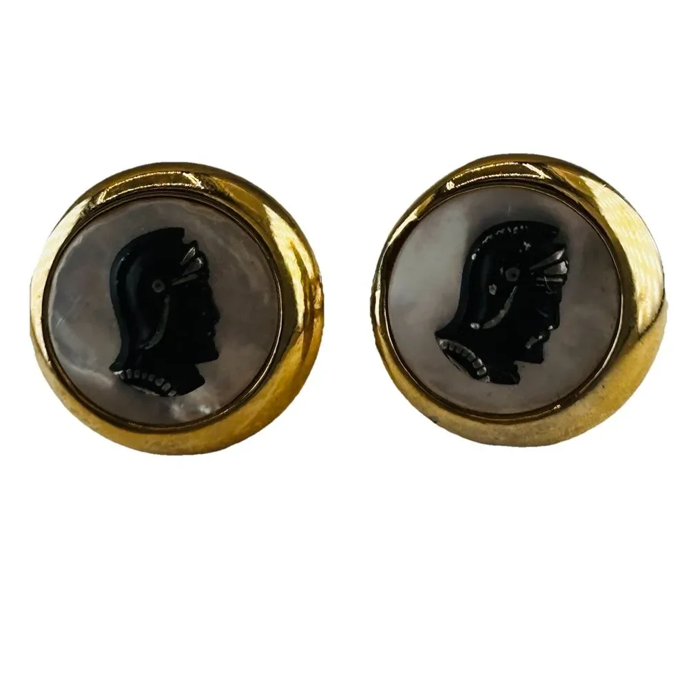 VTG SWANK Cameo Cufflinks Mother of Pearl Inlay Gold Tone Roman Warrior